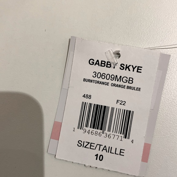 Gabby Skye Sleeveless Belted Midi Shirt Dress - Picture 5 of 5